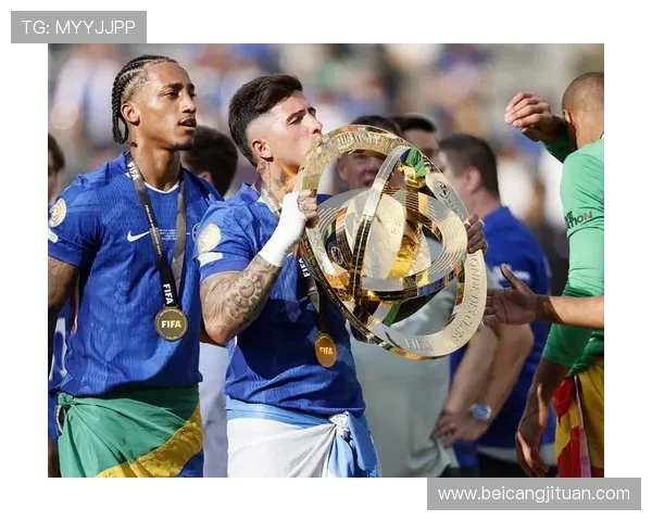 恩佐 2025 赛季 6 球 6 助领跑切尔西 中场核心助力蓝军冲击世俱杯(1)